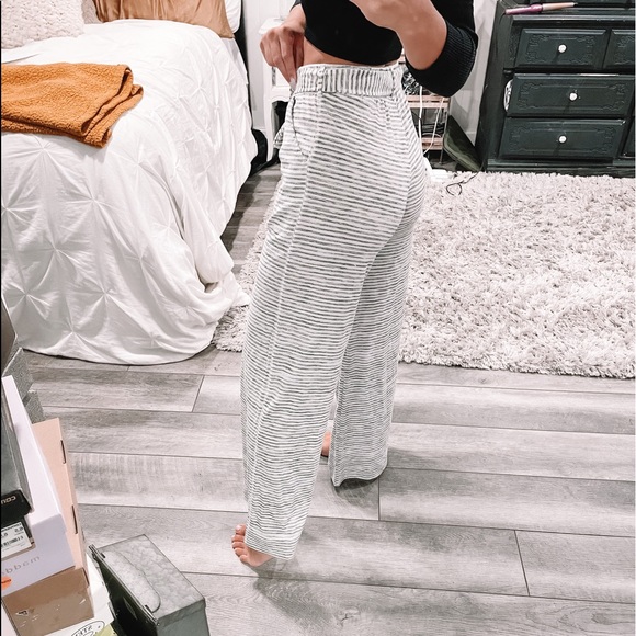Anthropologie Stripe Flowy Pants!! - Picture 4 of 6